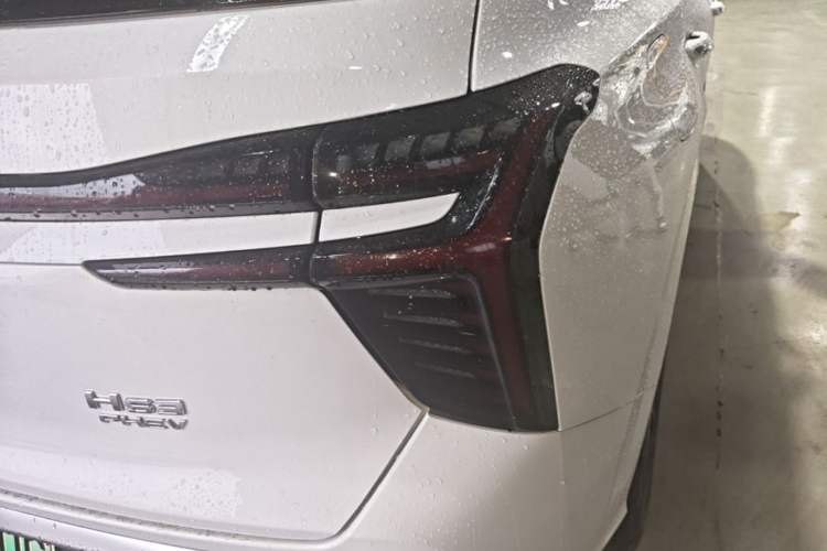 Used Hongqi HS3 PHEV 2025 Model PHEV 117km Jingwei PLUS Edition Right Rear Taillight