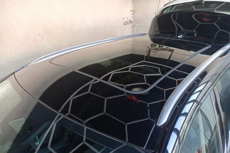 Used Hongqi HS3 PHEV 2025 Model PHEV 117km Jingwei PLUS Edition Roof