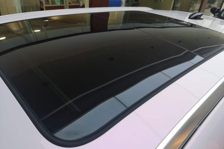 Used Hongqi HS3 PHEV 2025 Model 117km Jingwei Edition Roof
