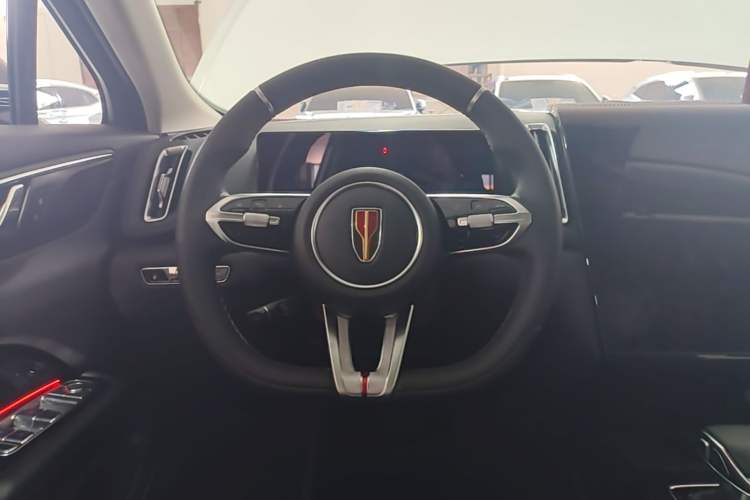 Used Hongqi HS3 PHEV 2025 Model PHEV 117km Jingwei PLUS Edition Steering Wheel