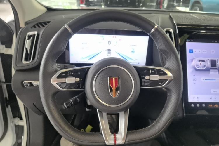 Used Hongqi HS3 PHEV 2025 Model PHEV 117km Jingwei PLUS Edition Steering Wheel