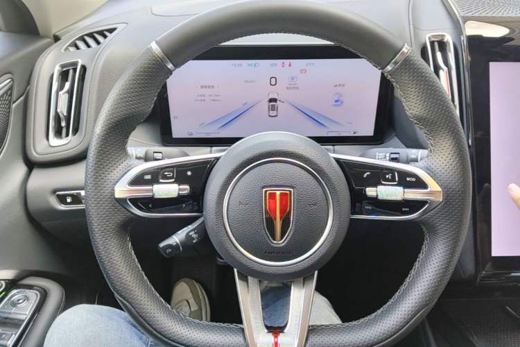 Used Hongqi HS3 PHEV 2025 Model PHEV 117km Jingwei PLUS Edition Steering Wheel