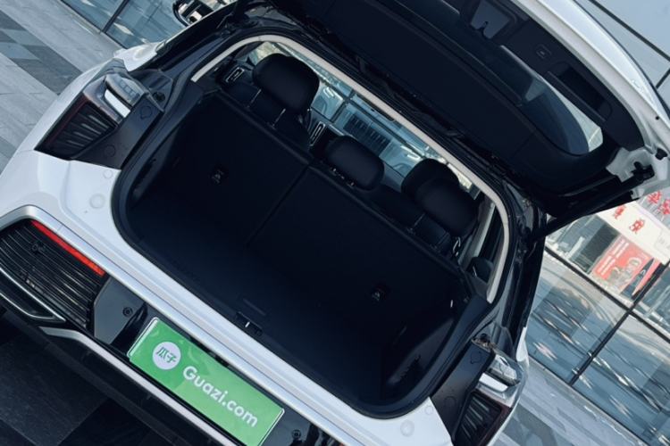 Used Hongqi HS3 PHEV 2025 Model PHEV 117km Jingwei PLUS Edition Trunk