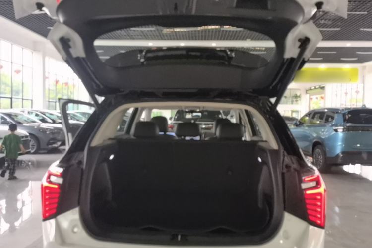 Used Hongqi HS3 PHEV 2025 Model PHEV 117km Jingwei PLUS Edition Trunk