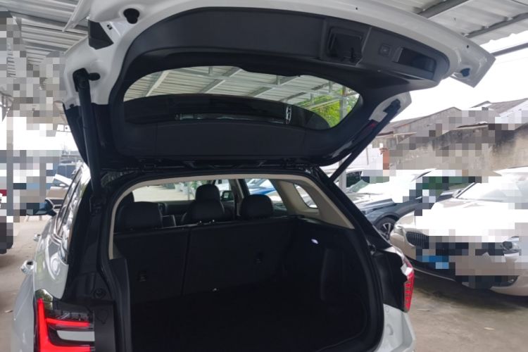 Used Hongqi HS3 PHEV 2025 Model PHEV 117km Jingwei PLUS Edition Trunk