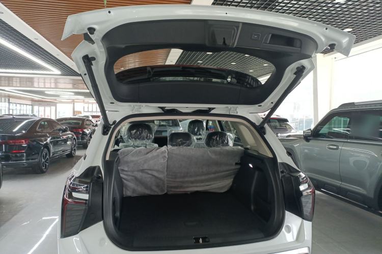 Used Hongqi HS3 PHEV 2025 Model PHEV 117km Jingwei PLUS Edition Trunk