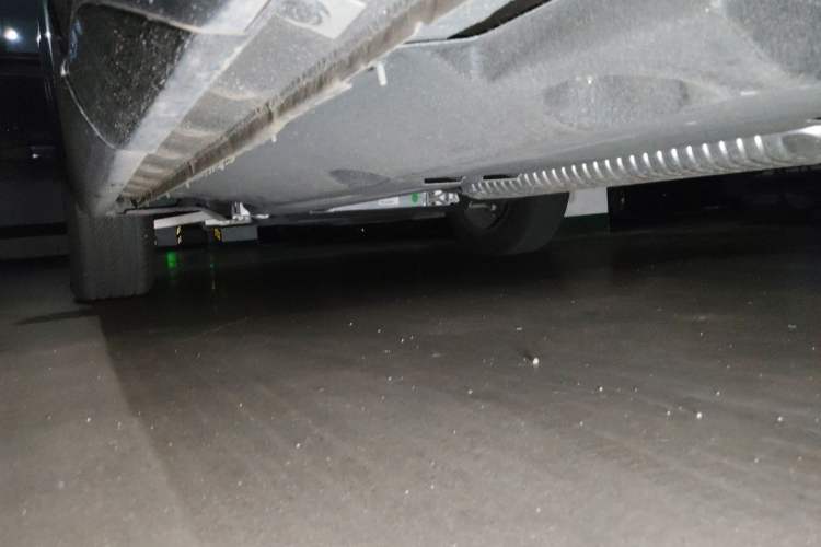 Used Hongqi HS5 2023 2.0T Qixiang Pro Edition Chassis Rear Left