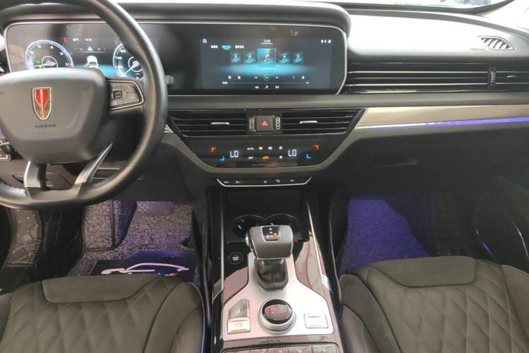 Used Hongqi HS5 2019 2.0T Smart Connect Flagship Edition Audio And AC Panel