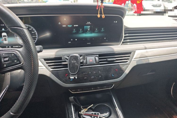 Used Hongqi HS5 2019 2.0T Smart Connect Flagship Edition Audio And AC Panel