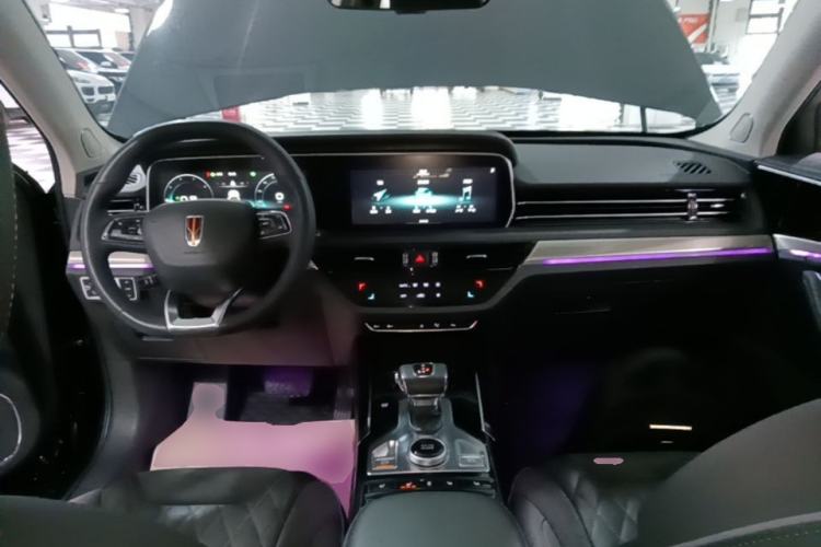 Used Hongqi HS5 2019 2.0T Smart Connect Flagship All-Wheel-Drive Version Center Console