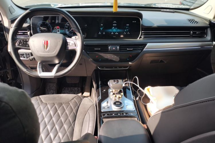 Used Hongqi HS5 2019 2.0T Smart Connect Flagship Edition Center Console