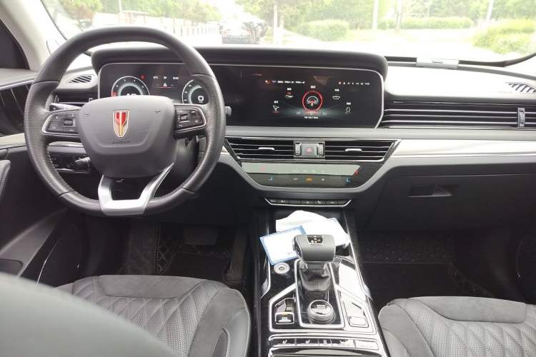 Used Hongqi HS5 2019 2.0T Smart Connect Flagship Edition Center Console
