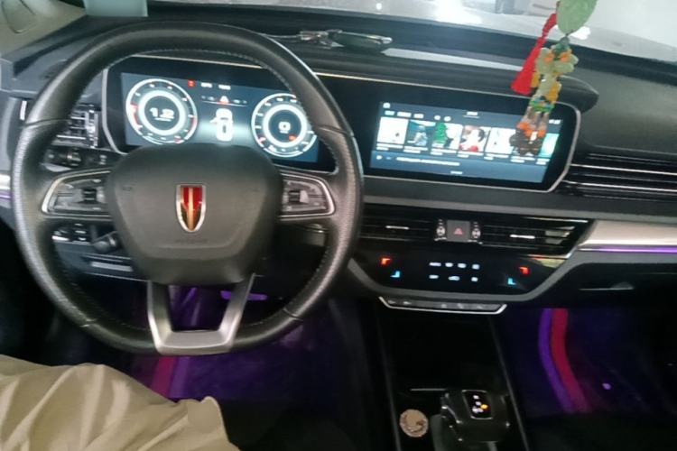 Used Hongqi HS5 2019 2.0T Smart Connect Flagship Edition Center Console