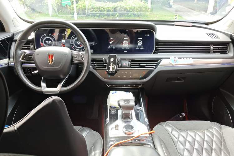Used Hongqi HS5 2019 2.0T Smart Connect Flagship Edition Center Console