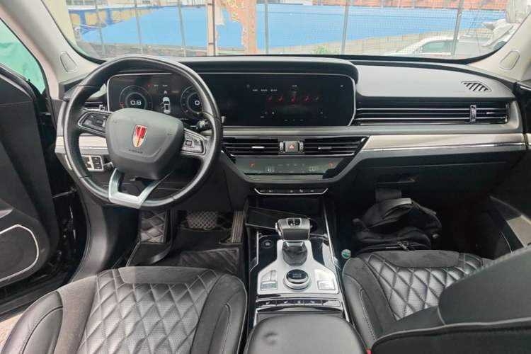 Used Hongqi HS5 2019 2.0T Smart Connect Flagship Edition Center Console