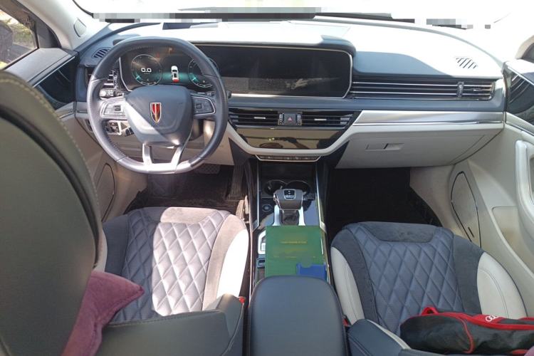 Used Hongqi HS5 2019 2.0T Smart Connect Flagship Edition Center Console