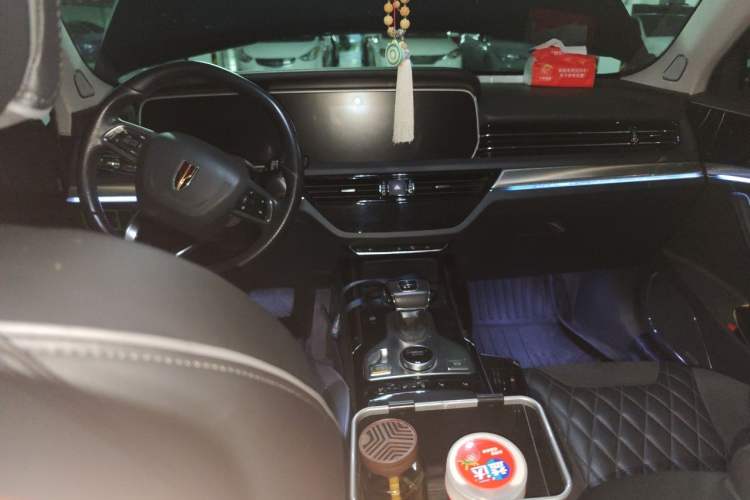 Used Hongqi HS5 2019 2.0T Smart Connect Flagship Edition Center Console