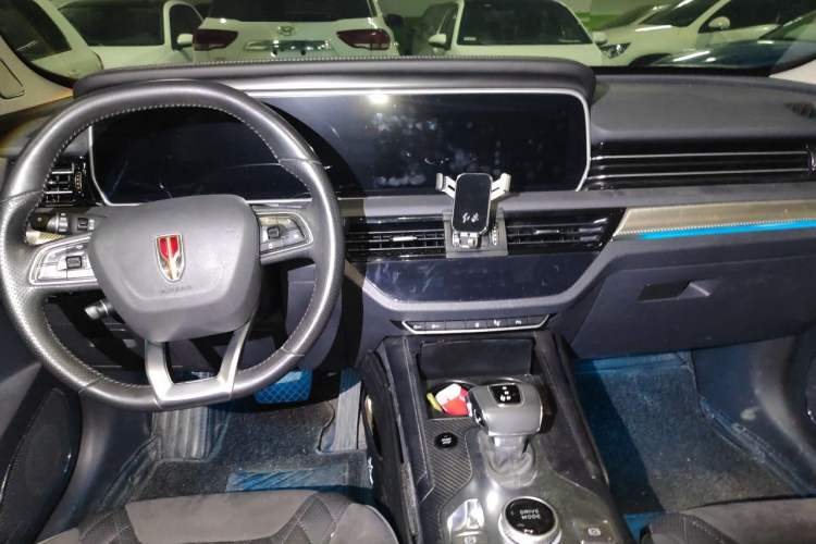 Used Hongqi HS5 2019 2.0T Smart Connect Flagship Edition Center Console