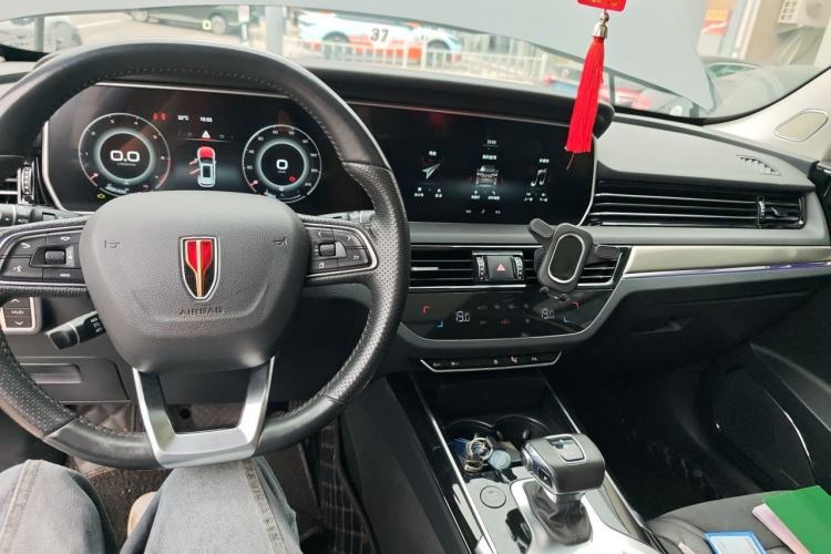 Used Hongqi HS5 2019 2.0T Smart Connect Flagship Edition Center Console