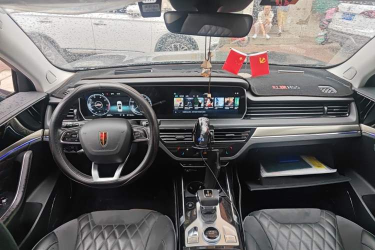 Used Hongqi HS5 2019 2.0T Smart Connect Flagship Edition Center Console