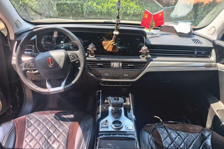 Used Hongqi HS5 2019 2.0T Smart Connect Flagship Edition Center Console