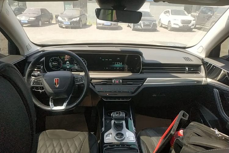Used Hongqi HS5 2019 2.0T Smart Connect Flagship Edition Center Console