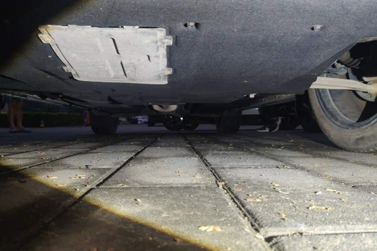 Used Hongqi HS5 2019 2.0T Smart Connect Flagship All-Wheel-Drive Version Chassis Front