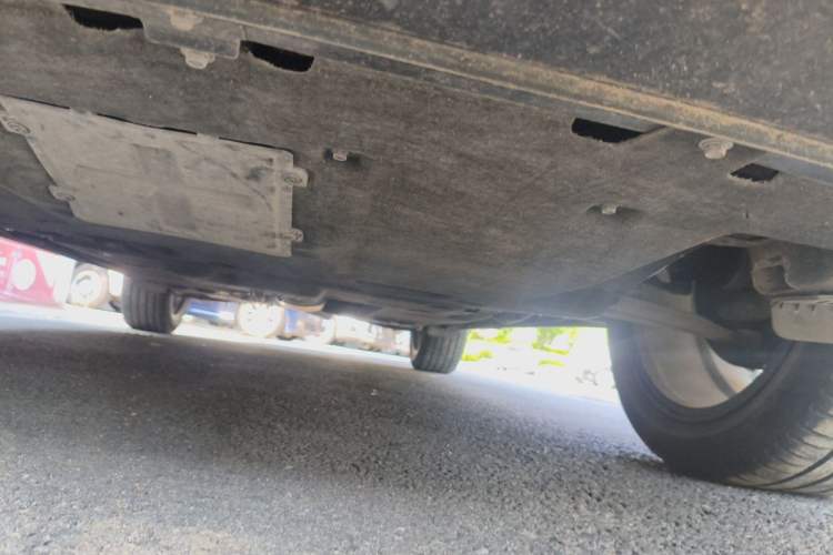 Used Hongqi HS5 2019 2.0T Smart Connect Flagship All-Wheel-Drive Version Chassis Front