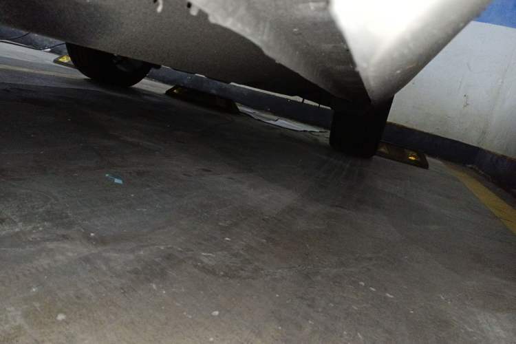 Used Hongqi HS5 2019 2.0T Smart Connect Flagship All-Wheel-Drive Version Chassis Front Left