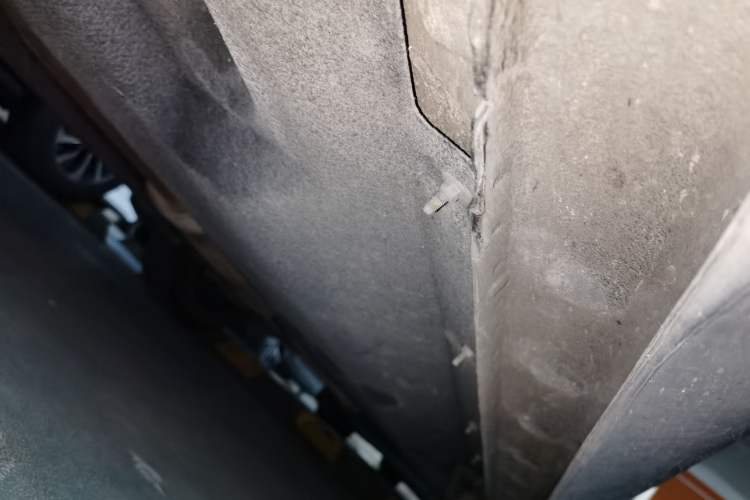 Used Hongqi HS5 2019 2.0T Smart Connect Flagship All-Wheel-Drive Version Chassis Front Left