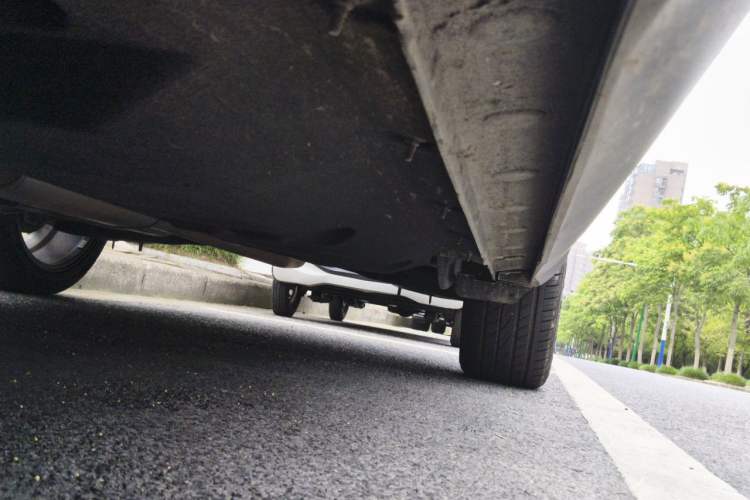 Used Hongqi HS5 2019 2.0T Smart Connect Flagship All-Wheel-Drive Version Chassis Front Left