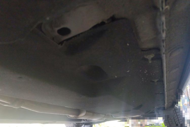 Used Hongqi HS5 2019 2.0T Smart Connect Flagship All-Wheel-Drive Version Chassis Front Left