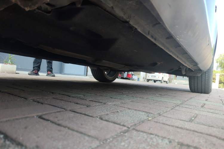 Used Hongqi HS5 2019 2.0T Smart Connect Flagship All-Wheel-Drive Version Chassis Front Left
