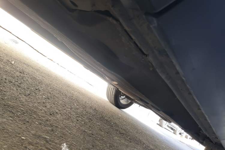 Used Hongqi HS5 2019 2.0T Smart Connect Flagship All-Wheel-Drive Version Chassis Front Left