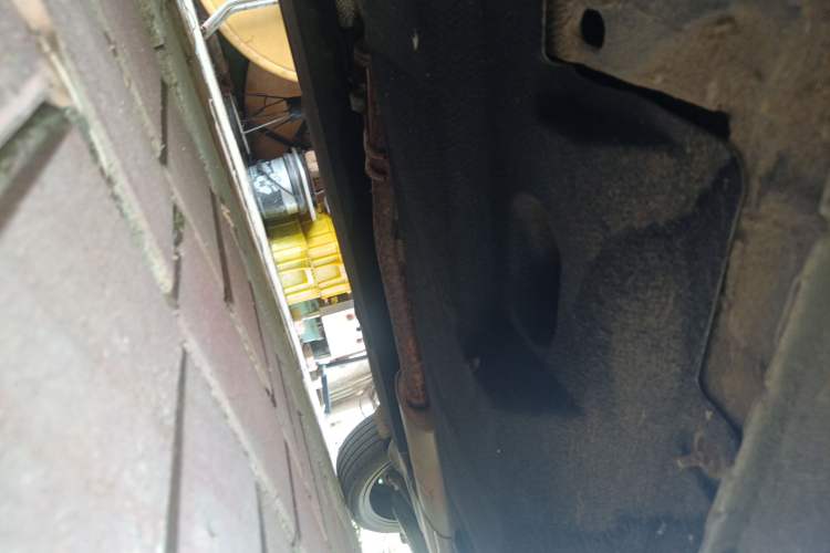 Used Hongqi HS5 2019 2.0T Smart Connect Flagship All-Wheel-Drive Version Chassis Front Left