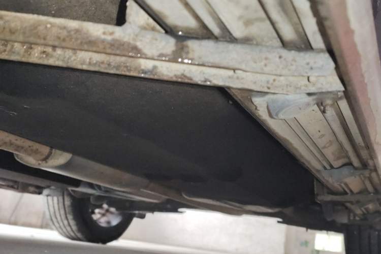 Used Hongqi HS5 2019 2.0T Smart Connect Flagship All-Wheel-Drive Version Chassis Front Left