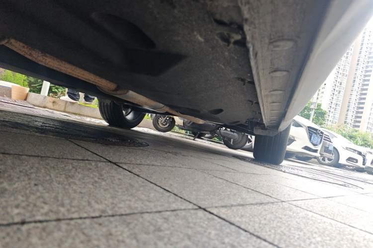 Used Hongqi HS5 2019 2.0T Smart Connect Flagship All-Wheel-Drive Version Chassis Front Left