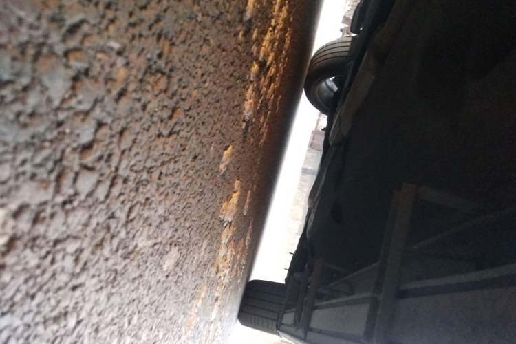 Used Hongqi HS5 2019 2.0T Smart Connect Flagship All-Wheel-Drive Version Chassis Front Left