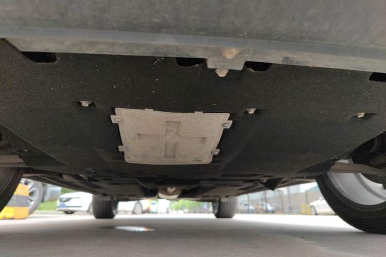 Used Hongqi HS5 2019 2.0T Smart Connect Flagship All-Wheel-Drive Version Chassis Front