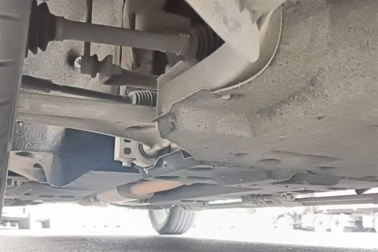 Used Hongqi HS5 2019 2.0T Smart Connect Flagship All-Wheel-Drive Version Chassis Front Right