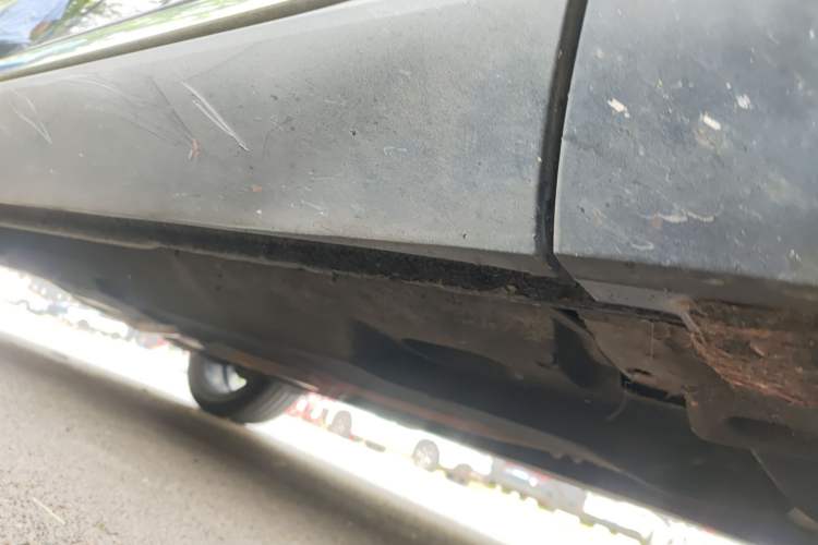 Used Hongqi HS5 2019 2.0T Smart Connect Flagship All-Wheel-Drive Version Chassis Front Right