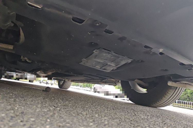 Used Hongqi HS5 2019 2.0T Smart Connect Flagship Edition Chassis Front Right