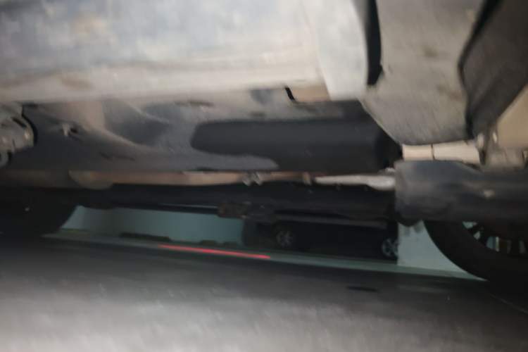 Used Hongqi HS5 2019 2.0T Smart Connect Flagship All-Wheel-Drive Version Chassis Front Right