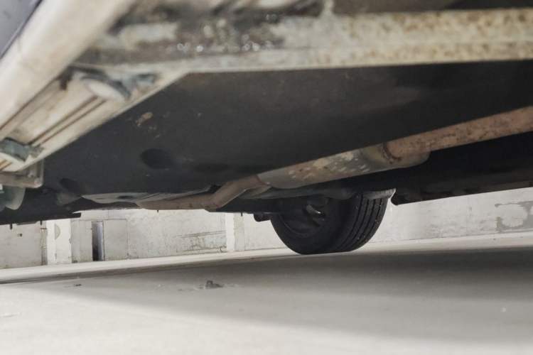 Used Hongqi HS5 2019 2.0T Smart Connect Flagship All-Wheel-Drive Version Chassis Front Right