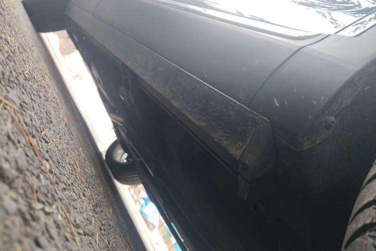 Used Hongqi HS5 2019 2.0T Smart Connect Flagship All-Wheel-Drive Version Chassis Front Right