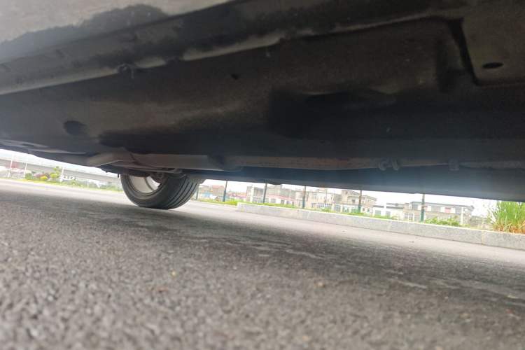 Used Hongqi HS5 2019 2.0T Smart Connect Flagship All-Wheel-Drive Version Chassis Front Right