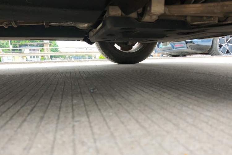 Used Hongqi HS5 2019 2.0T Smart Connect Flagship Edition Chassis Front Right