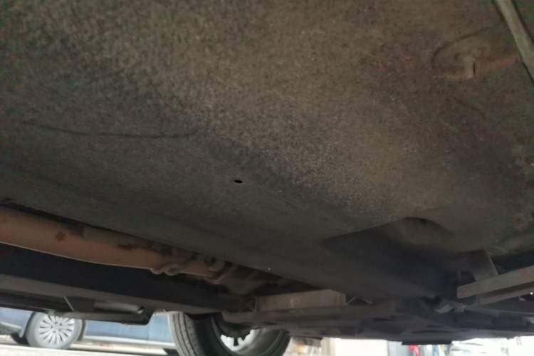 Used Hongqi HS5 2019 2.0T Smart Connect Flagship All-Wheel-Drive Version Chassis Front Right