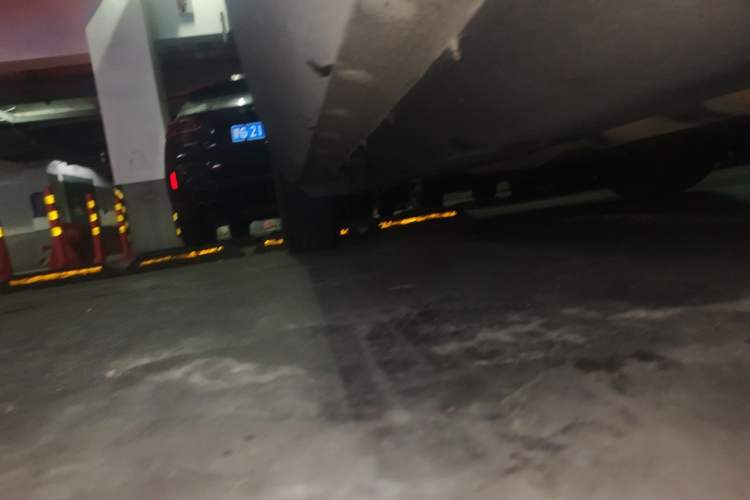 Used Hongqi HS5 2019 2.0T Smart Connect Flagship Edition Chassis Front Right