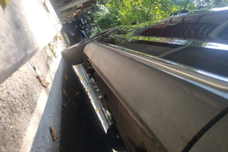 Used Hongqi HS5 2019 2.0T Smart Connect Flagship Edition Chassis Front Right